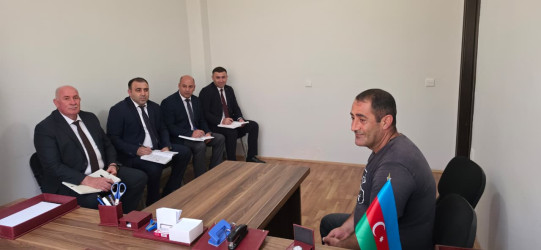 Xocavənd Rayon İcra Hakimiyyətinin başçısı Eyvaz Hüseynov növbəti vətəndaş qəbulu keçirib