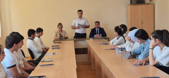 “Gənclik və sağlam gələcək” mövzusunda dəyirmi masa keçirilib
