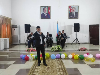 "Konstitusiya və Suverenlik ili" çərçivəsində "Müstəqilliyin bərpası-Dövlətçiliyimizin şanlı tarixidir" mövzusunda konsert keçirilib