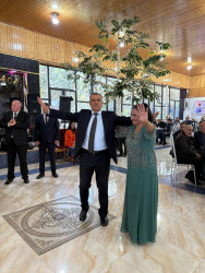Rayon İcra Hakimiyyətinin başçısı Eyvaz Hüseynov Şəhid Şirxan Quliyevin qardaşı Orxanın toyunda iştirak edib