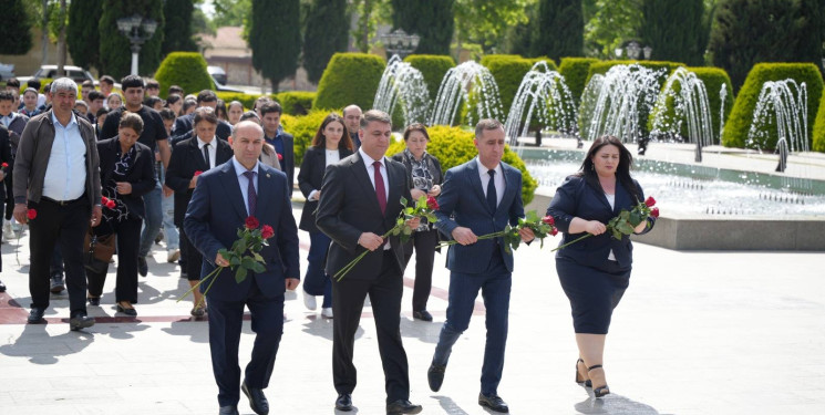 Ümummilli lideri Heydər Əliyevin anadan olmasının 103-cü ildönümü münasibəti ilə  Heydər Əliyev Mərkəzinə ekskursiya təşkil olunub