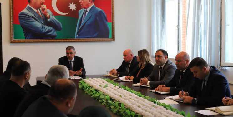 Xocavənd Rayon İcra Hakimiyyətinin başçısı Eyvaz Hüseynov növbəti vətəndaş qəbulu keçirib
