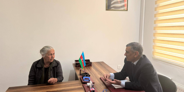 Xocavənd Rayon İcra Hakimiyyətinin başçısı Eyvaz Hüseynov növbəti vətəndaş qəbulu keçirib