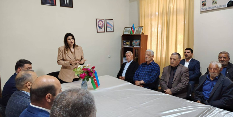 15 may Beynəlxalq Ailə Günü ilə bağlı “Ailə dəyərləri və müasir cəmiyyət” mövzusunda dəyirmi masa keçirilib