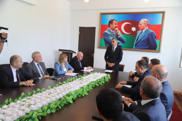 15 İyun – Milli Qurtuluş Gününə həsr olunmuş “Heydər Əliyev irsi və müstəqil dövlətçilik” mövzusunda tədbir keçirilib