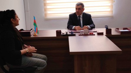 Xocavənd Rayon İcra Hakimiyyətinin başçısı Eyvaz Hüseynov növbəti vətəndaş qəbulu keçirib