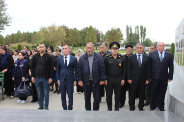 Mirzəyev Elmin Əvəz  oğlunun anım günü münasibətilə xatirəsi yad edilib
