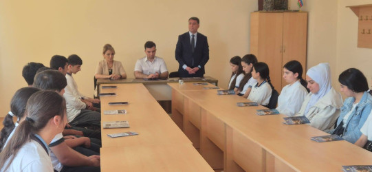 “Gənclik və sağlam gələcək” mövzusunda dəyirmi masa keçirilib