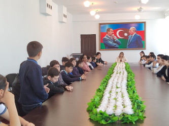 Uşaq Səfirlər Məclisinin növbəti layihəsi ilə bağlı "Kiçik dünyamızın rəngli sakinləri” mövzusunda tədbir keçirilmişdir.