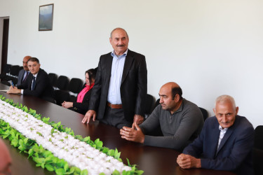 Xocavənd Rayon İcra Hakimiyyətinin başçısı Eyvaz Hüseynov növbəti vətəndaş qəbulu keçirib