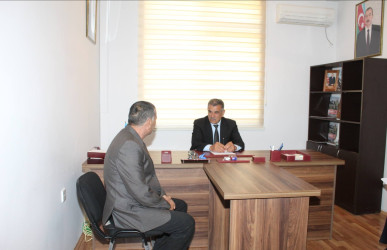 Xocavənd Rayon İcra Hakimiyyətinin başçısı Eyvaz Hüseynov vətəndaş qəbulu keçirib.