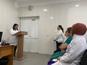 Təhsil və tibb işçiləri üçün antikorrupsiya davranış modelinə dair maarifləndirici tədbir keçirilib