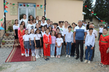 “Ot Kökləri və İnsan Təhlükəsizliyi Qrant Yardımı Proqramı” çərçivəsində icra olunan “Xocavənd rayonunun Yeni Xocavənd qəsəbə məktəbinin təmiri və əlavə məktəb binasının inşası” layihəsinin təqdimat mərasimi keçirilib