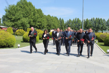 Ümummilli Liderin xatirəsi yad edilib