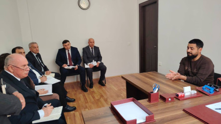 Xocavənd Rayon İcra Hakimiyyətinin başçısı Eyvaz Hüseynov növbəti vətəndaş qəbulu keçirib