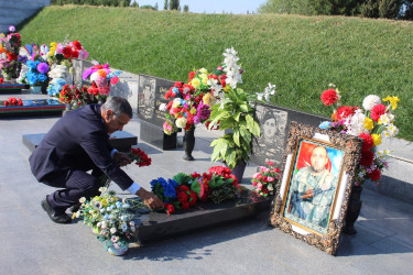 Vətən müharibəsində qəhrəmancasına şəhid olmuş Şəhid Namazov Xəyal Xudaverdi oğlunun anım günü qeyd edilib.