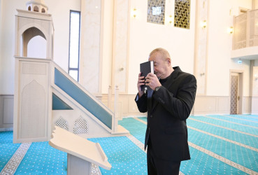 Azərbaycan Respublikasının Prezidenti İlham Əliyev sentyabrın 14-də Xocavənd rayonunun Hadrut qəsəbəsində inşa olunmuş məscidin açılışında iştirak edib