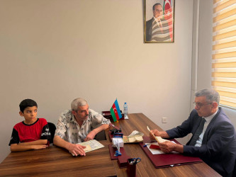 Xocavənd Rayon İcra Hakimiyyətinin başçısı Eyvaz Hüseynov növbəti vətəndaş qəbulu keçirib